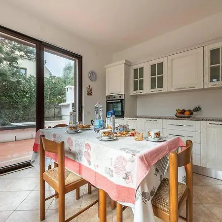 Villa Affittasardegna-villa La Fata